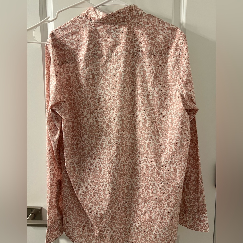 New men floral shirt never worn